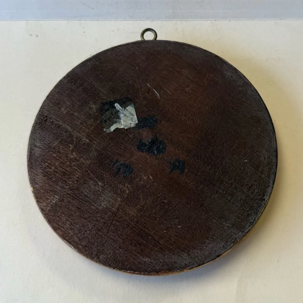 N/A small round